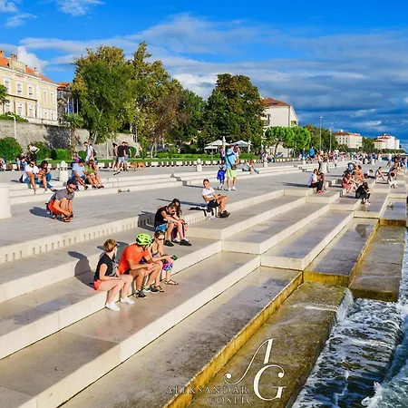 公寓 - With Summer Balcony And Parking