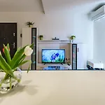 公寓 - With Summer Balcony And Parking 扎达尔