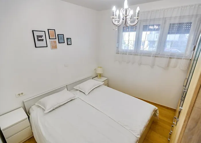 Διαμέρισμα - With Summer Balcony And Parking *